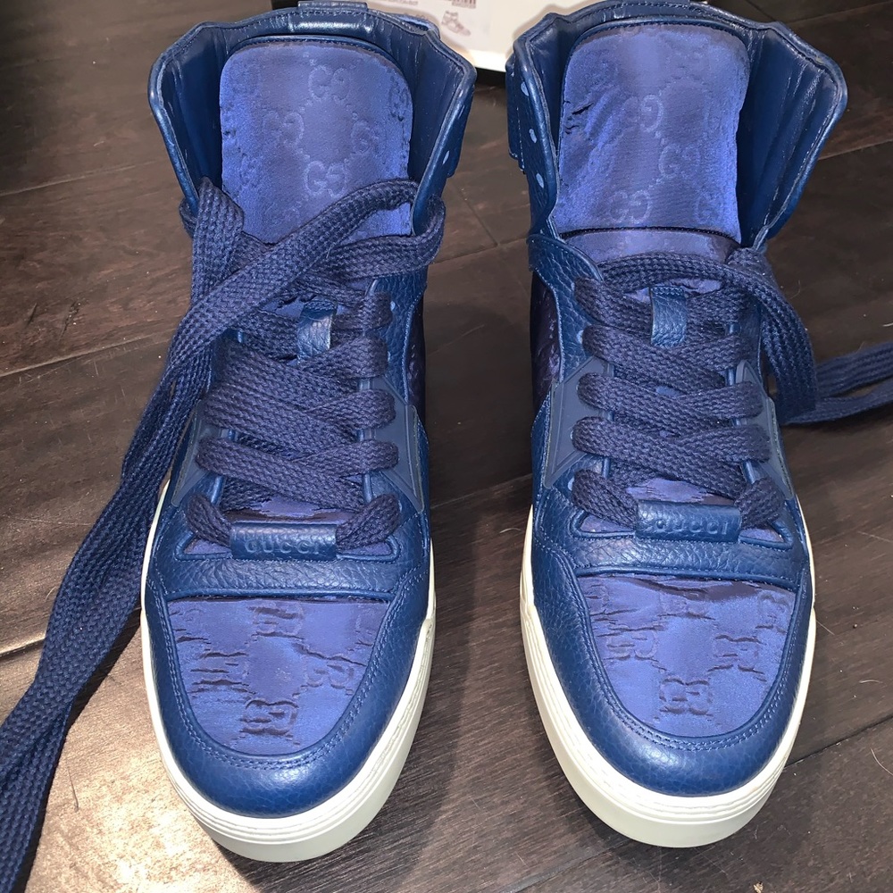 Gucci shoes - blue nylon size 9.5, like new